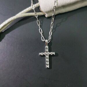 Kendra Scott Silver Jada Cross Pendant Necklace Elegant Style with Dust Bag